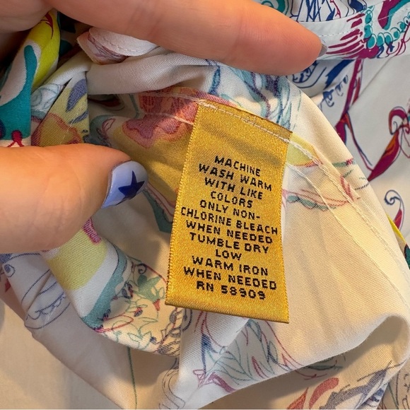 NWT Gold Label Investments Non-Iron Paisley Print Button Up Blouse - Size 12 - Picture 7 of 7